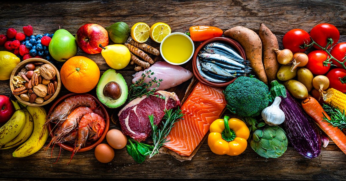 Usia Bertambah Tua, Jangan Lupa Konsumsi Sejumlah Nutrisi Ini