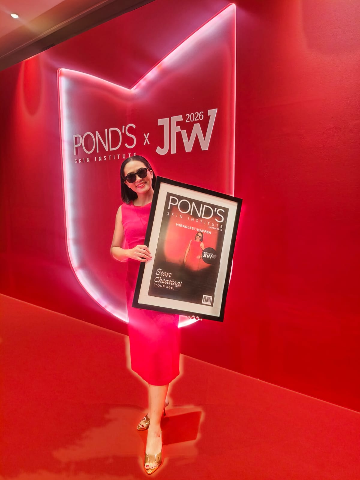 Single Mom Dian Puspa Sari, Sopir Taksi yang Jadi Model di Jakarta Fashion Week 