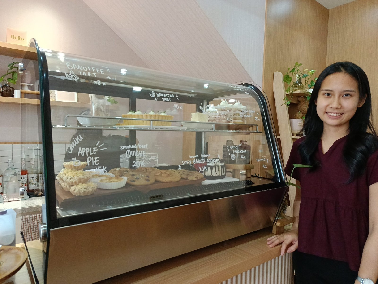 Lulusan Melbourne Fokus Jualan Kue di Gading Serpong