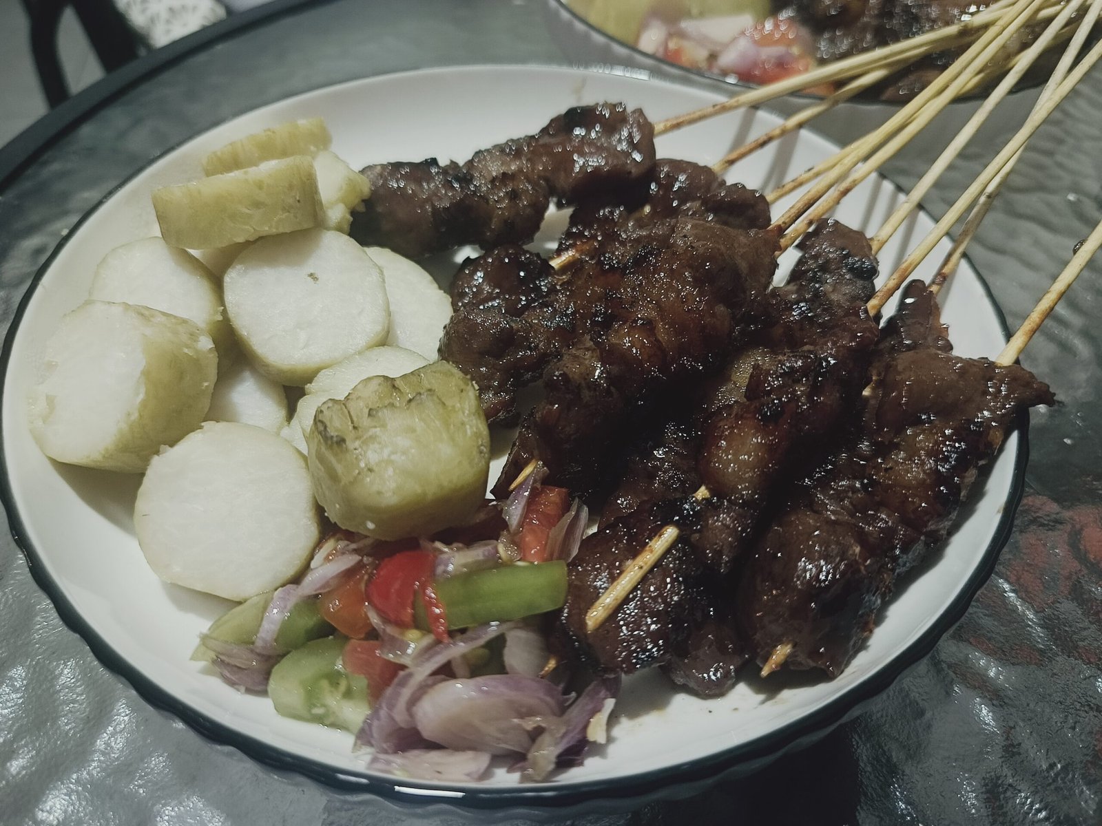 Empuk dan Lembut, Ciri Khas Sate Maranggi Cikajang