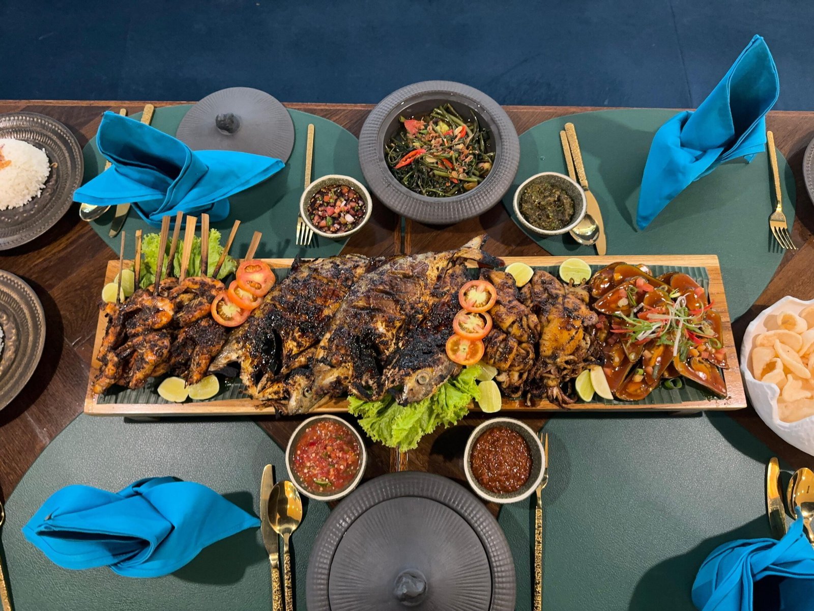 Iga Bakar dan BBQ Assorted Seafood, Menu Baru The Kaibon