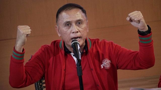 Iwan Bule Tolak Mundur dari Jabatan Ketua Umum PSSI