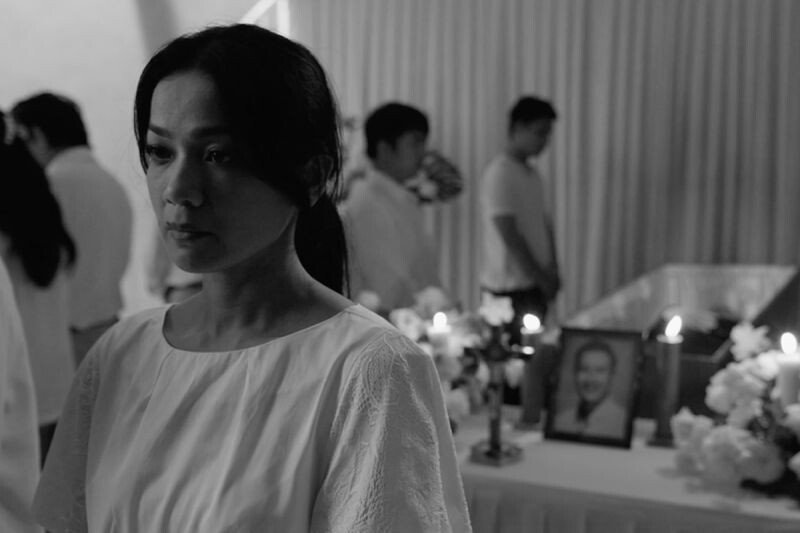 Sinopsis Jatuh Cinta Seperti di Film-Film, Romansa Klasik Hitam Putih