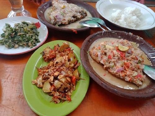 Pecak Ikan Mpok Minun, Lezat Membangkitkan Nafsu Makan