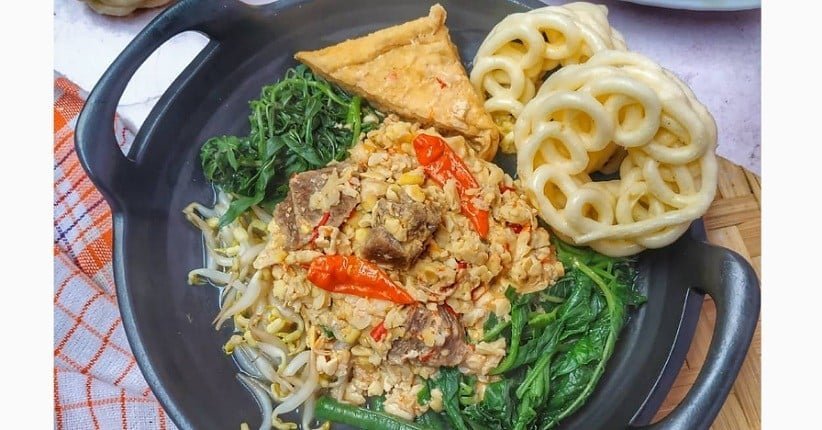Sambal Tumpang, Aroma Unik dari Tempe Semangit