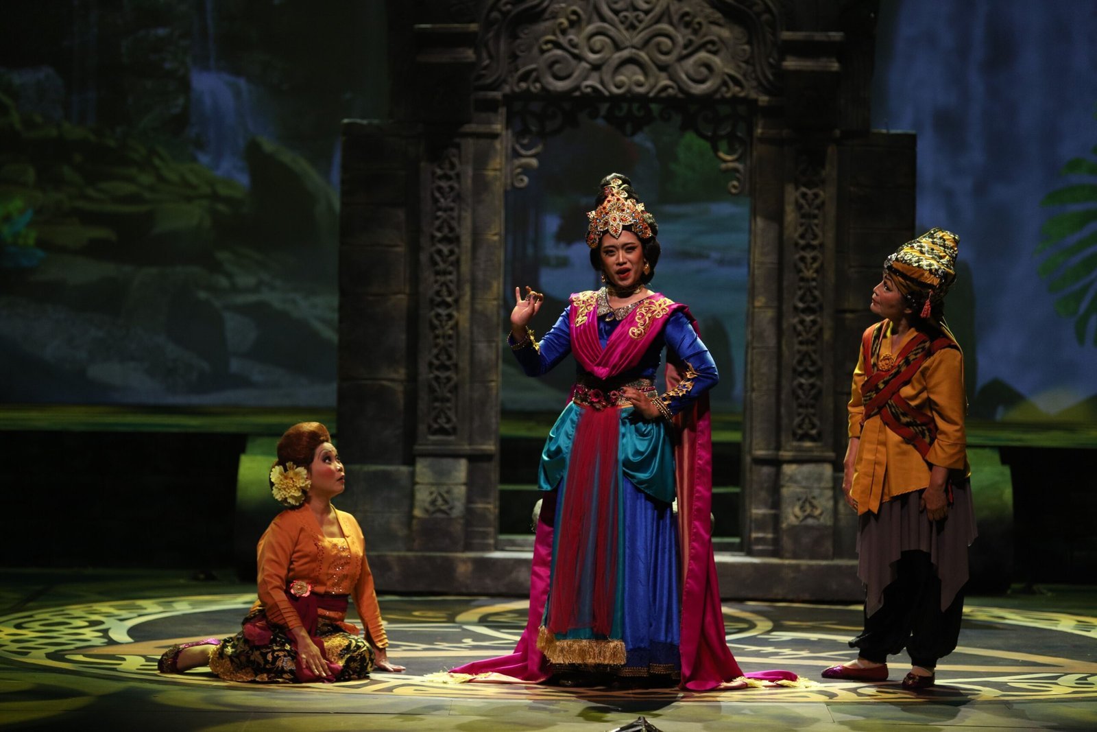 Teater Koma Akhirnya Gelar Pentas Roro Jonggrang di Graha Bhakti Budaya
