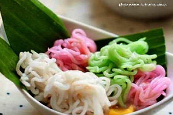 Putu Mayang, Jajanan Tradisional yang Legit dan Penuh Warna